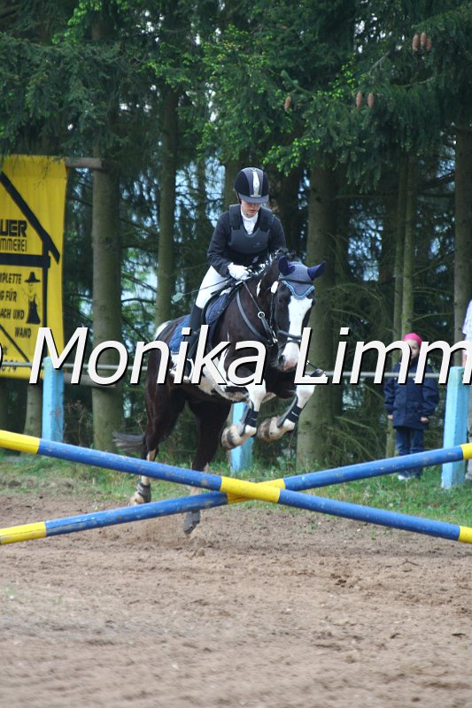 005L3717_Ramiro_Springreiter WB.JPG